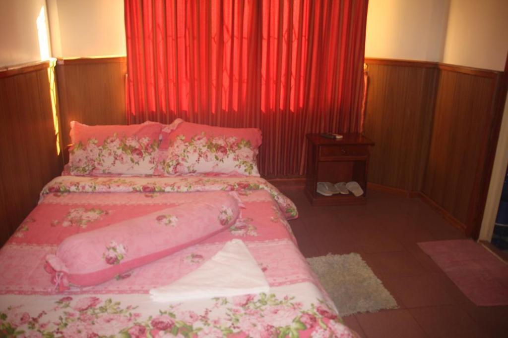 Chhne Chulsa Otel Sihanoukville Oda fotoğraf